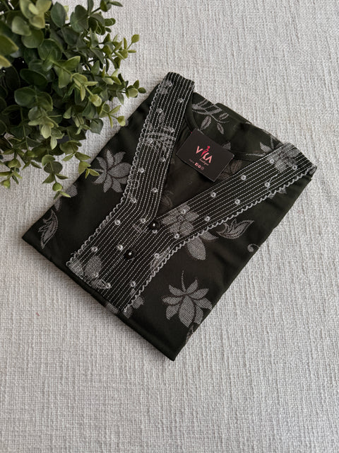 L size printed Alpine nighty