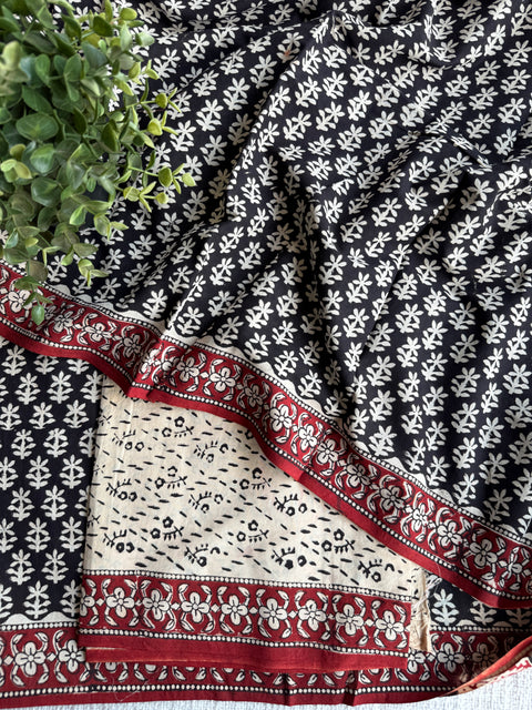 Printed mul cotton saree