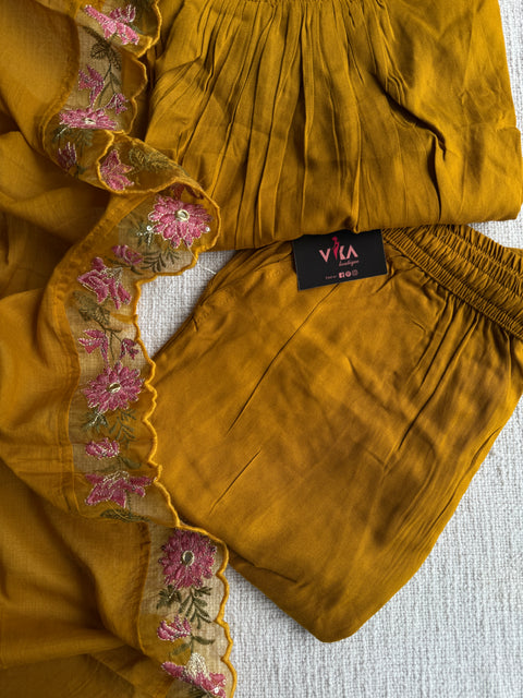 Musturd rayon kurta pant set