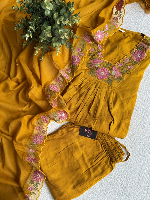 Musturd rayon kurta pant set
