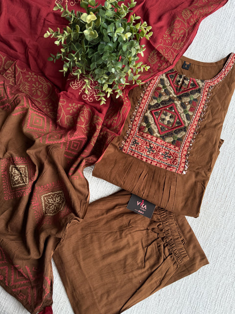 Neck work pure cotton kurta pant set