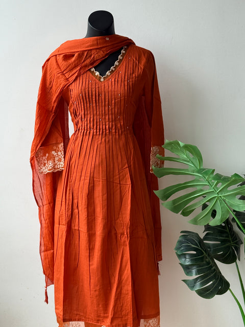 V neck lace work cotton suit set