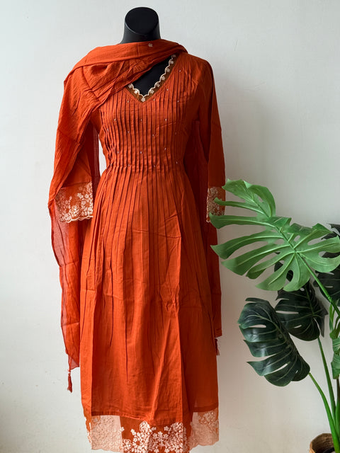 V neck lace work cotton suit set