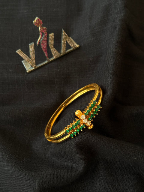 925 Silver white with Green screw bangle