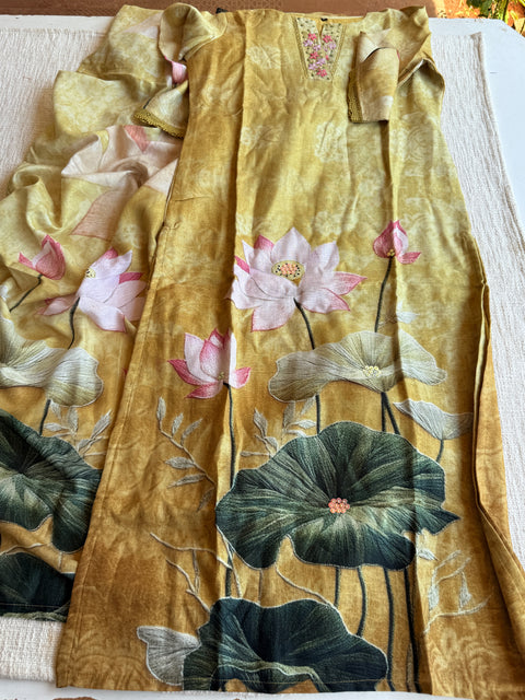 Pichwai printed linen Ready suit set