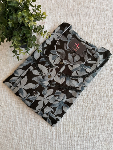 L size printed Alpine nighty