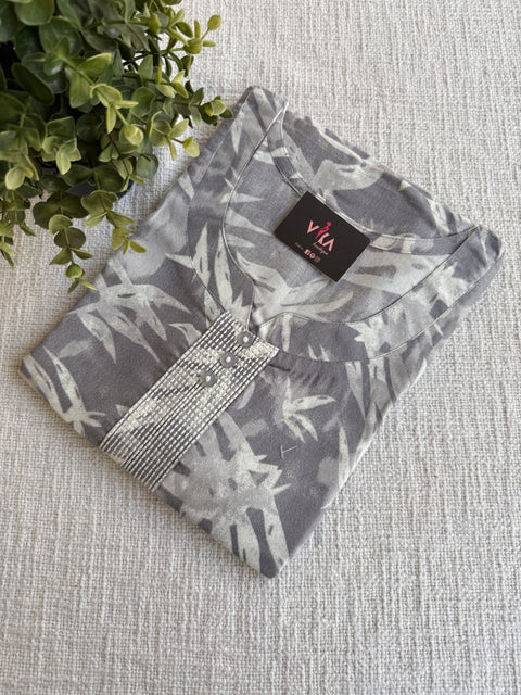M size Printed Alpine nighty